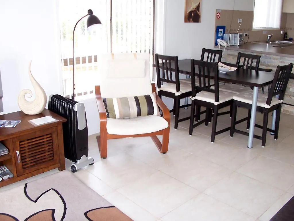 Aparthotel Kirra Vista Holiday Units Coolangatta